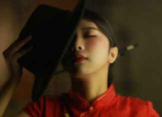 Omuz Çantalarının Kullanım Avantajları Omuz Çantalarının Kullanım Avantajları