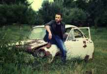 Şeffaf Çanta Modası: Kimler Tercih Etmeli? Şeffaf Çanta Modası: Kimler Tercih Etmeli?