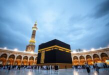 Dünya’nın En Gizemli Dini Turistik Yeri: Kabe The World's Most Mysterious Religious Tourist Site: The Kaaba