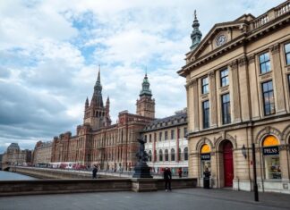 İngiltere’nin Gizli Hazineleri: Liverpool England's Hidden Treasures: Liverpool