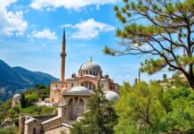 Türkiye’de Keşfedilmemiş Hazineler: Doğal ve Kültürel Harikalar Undiscovered Treasures of Turkey: Natural and Cultural Wonders