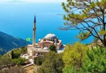 Türkiye’de Keşfedilmemiş Hazineler: Doğal ve Kültürel Güzellikler Undiscovered Treasures of Turkey: Natural and Cultural Beauties