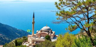 Türkiye’de Keşfedilmemiş Hazineler: Doğal ve Kültürel Güzellikler Undiscovered Treasures of Turkey: Natural and Cultural Beauties