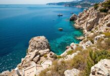 Türkiye’de Keşfedilmemiş Hazineler: Rüzgârın ve Denizin Gizli Yollarında Undiscovered Treasures of Turkey: Secret Paths of Wind and Sea