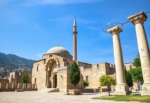 Türkiye’de Keşfedilmemiş Hazineler: Yüzükler Prensi’nin Şehri Zonguldak Undiscovered Treasures in Turkey: The City of the Prince of Rings, Zonguldak