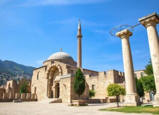 Türkiye’de Keşfedilmemiş Hazineler: Yüzükler Prensi’nin Şehri Zonguldak Undiscovered Treasures in Turkey: The City of the Prince of Rings, Zonguldak