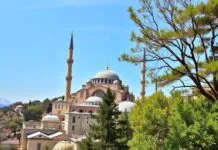 Türkiye’de Keşfedilmemiş Hazineler: Yabancı Turistlerin Gözden Kaçırmaması Gereken Yerler Undiscovered Treasures in Turkey: Places Foreign Tourists Should Not Miss