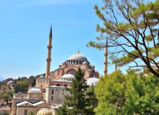 Türkiye’de Keşfedilmemiş Hazineler: Yabancı Turistlerin Gözden Kaçırmaması Gereken Yerler Undiscovered Treasures in Turkey: Places Foreign Tourists Should Not Miss