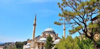 Türkiye’de Keşfedilmemiş Hazineler: Yabancı Turistler İçin Gizli Güzellikler Undiscovered Treasures in Turkey: Hidden Beauties for Foreign Tourists