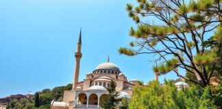 Türkiye’de Keşfedilmemiş Hazineler: Yabancı Turistler İçin Gizli Cennetler Undiscovered Treasures in Turkey: Hidden Paradises for Foreign Tourists