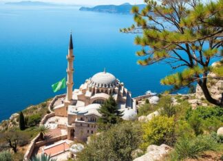 Türkiye’de Keşfedilmemiş Hazineler: Yabancı Turistlerin Bilmediği 10 Yer Undiscovered Treasures in Turkey: 10 Places Unknown to Foreign Tourists