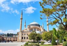 Türkiye’de Keşfedilmemiş Hazineler: Yolculuk Rehberiniz Undiscovered Treasures in Turkey: Your Travel Guide
