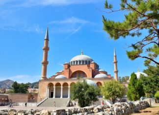 Türkiye’de Keşfedilmemiş Hazineler: Yurtseverlerin İçin Rehber Undiscovered Treasures in Turkey: A Guide for Patriots